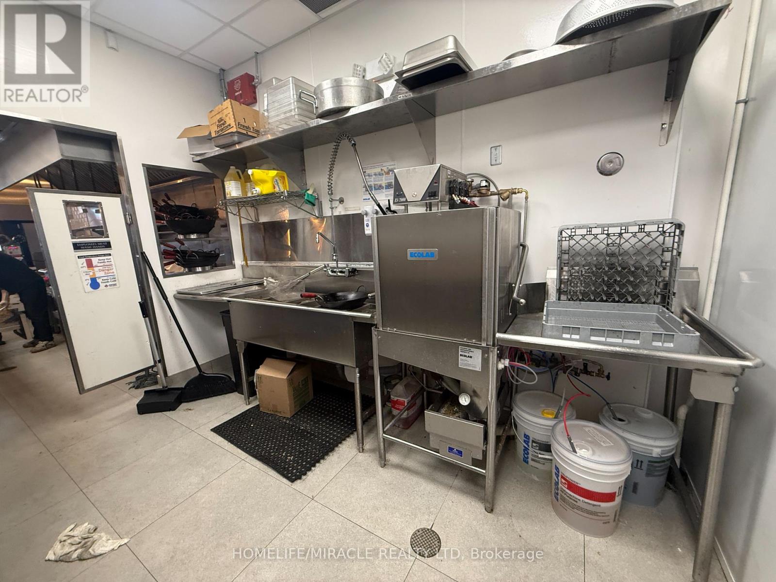 6 - 1860 Major Mackenzie Drive W, Vaughan, Ontario  L6A 4R9 - Photo 18 - N12892104