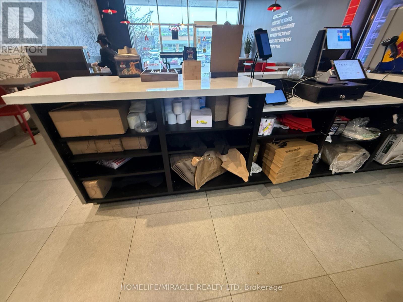 6 - 1860 Major Mackenzie Drive W, Vaughan, Ontario  L6A 4R9 - Photo 7 - N12892104