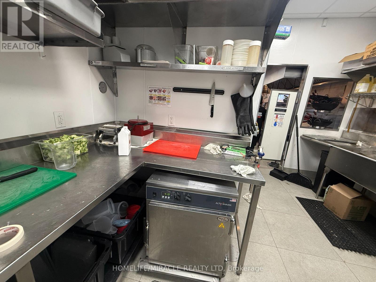 6 - 1860 Major Mackenzie Drive W, Vaughan, Ontario  L6A 4R9 - Photo 13 - N12892104