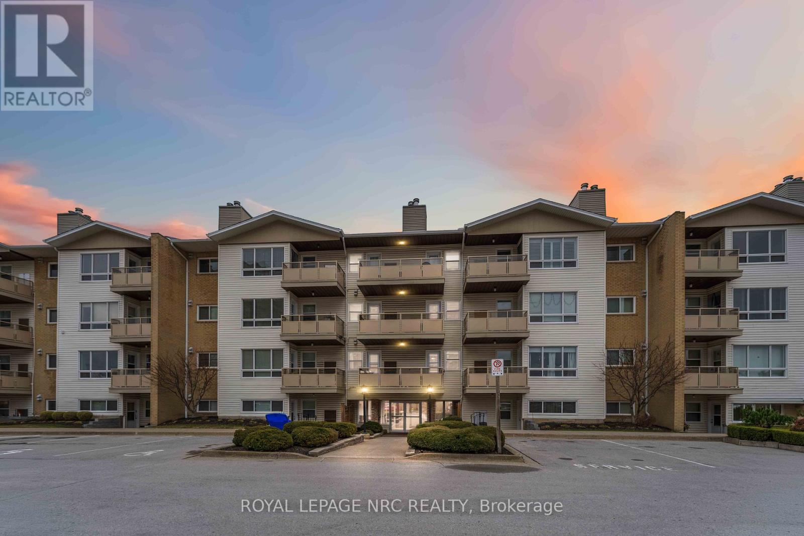 219 - 78 ROEHAMPTON AVENUE, st. catharines (carlton/bunting), Ontario