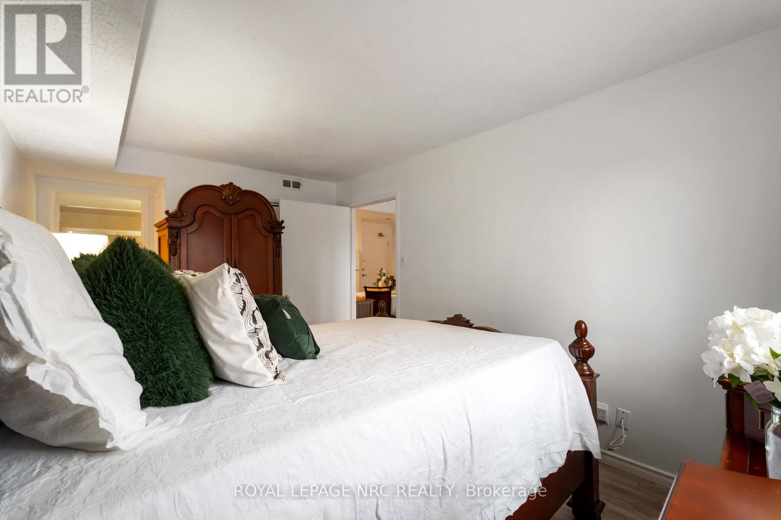 219 - 78 Roehampton Avenue, St. Catharines (Carlton/bunting), Ontario  L2M 7W9 - Photo 29 - X12892622