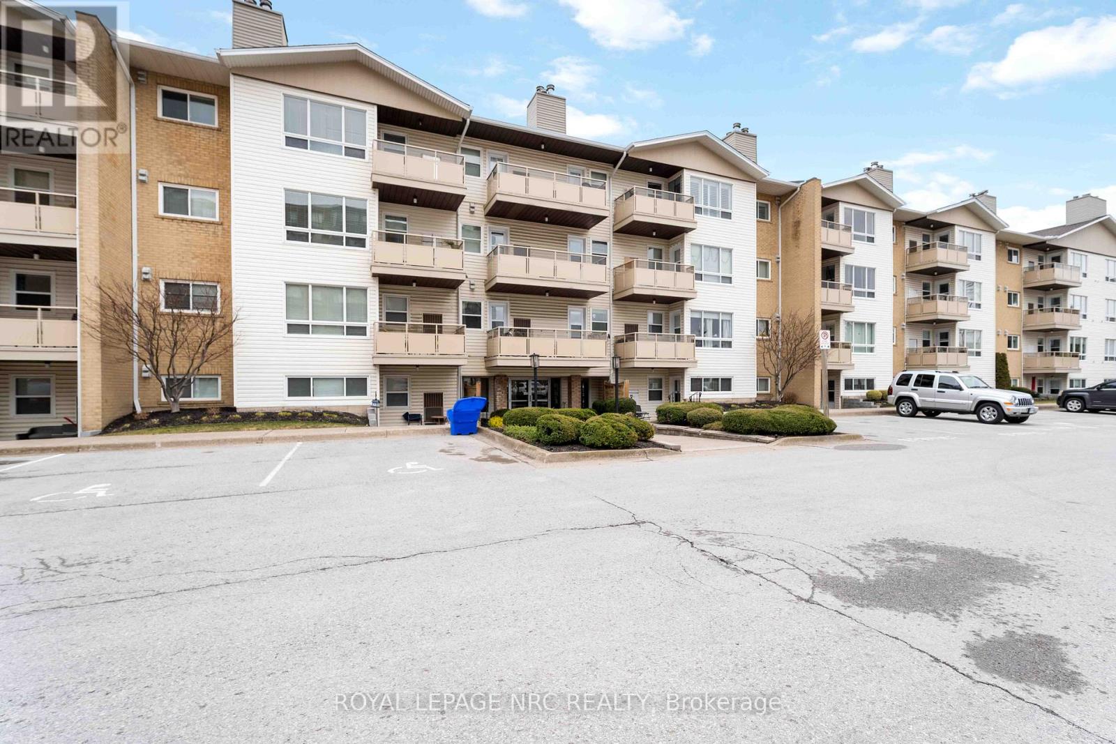 219 - 78 Roehampton Avenue, St. Catharines (Carlton/bunting), Ontario  L2M 7W9 - Photo 5 - X12892622