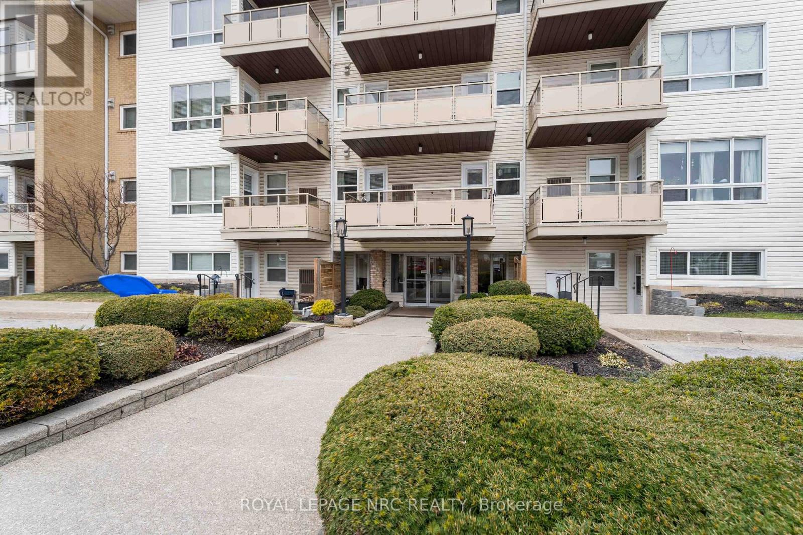 219 - 78 Roehampton Avenue, St. Catharines (Carlton/bunting), Ontario  L2M 7W9 - Photo 7 - X12892622