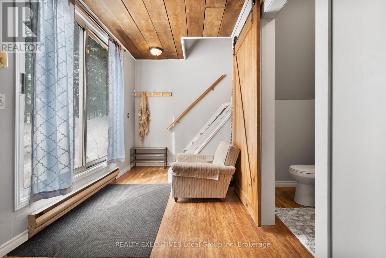 33 North River Road, Unorganized Townships (Redbridge), Ontario  P0H 2A0 - Photo 21 - X12892570