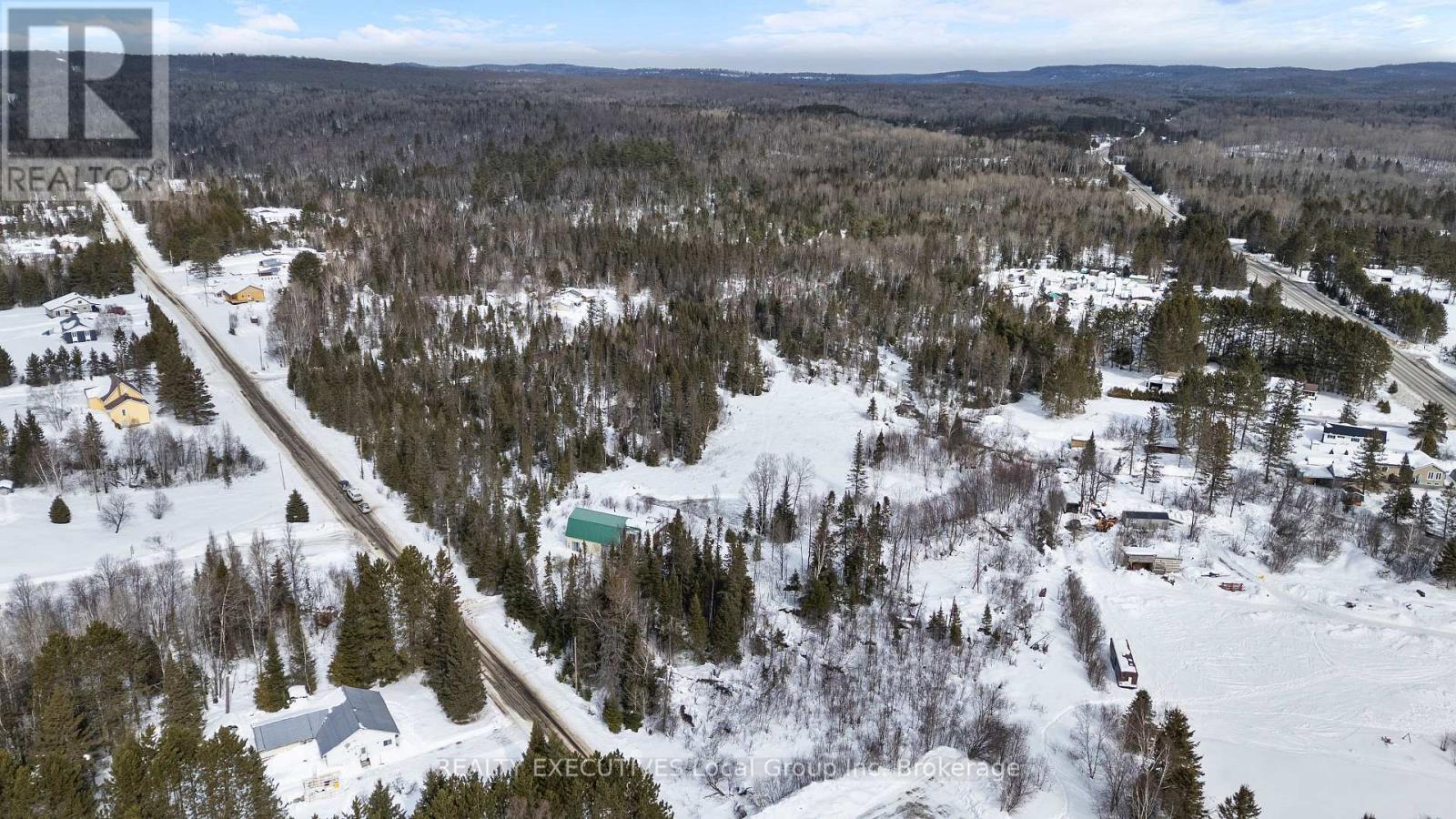 33 North River Road, Unorganized Townships (Redbridge), Ontario  P0H 2A0 - Photo 34 - X12892570