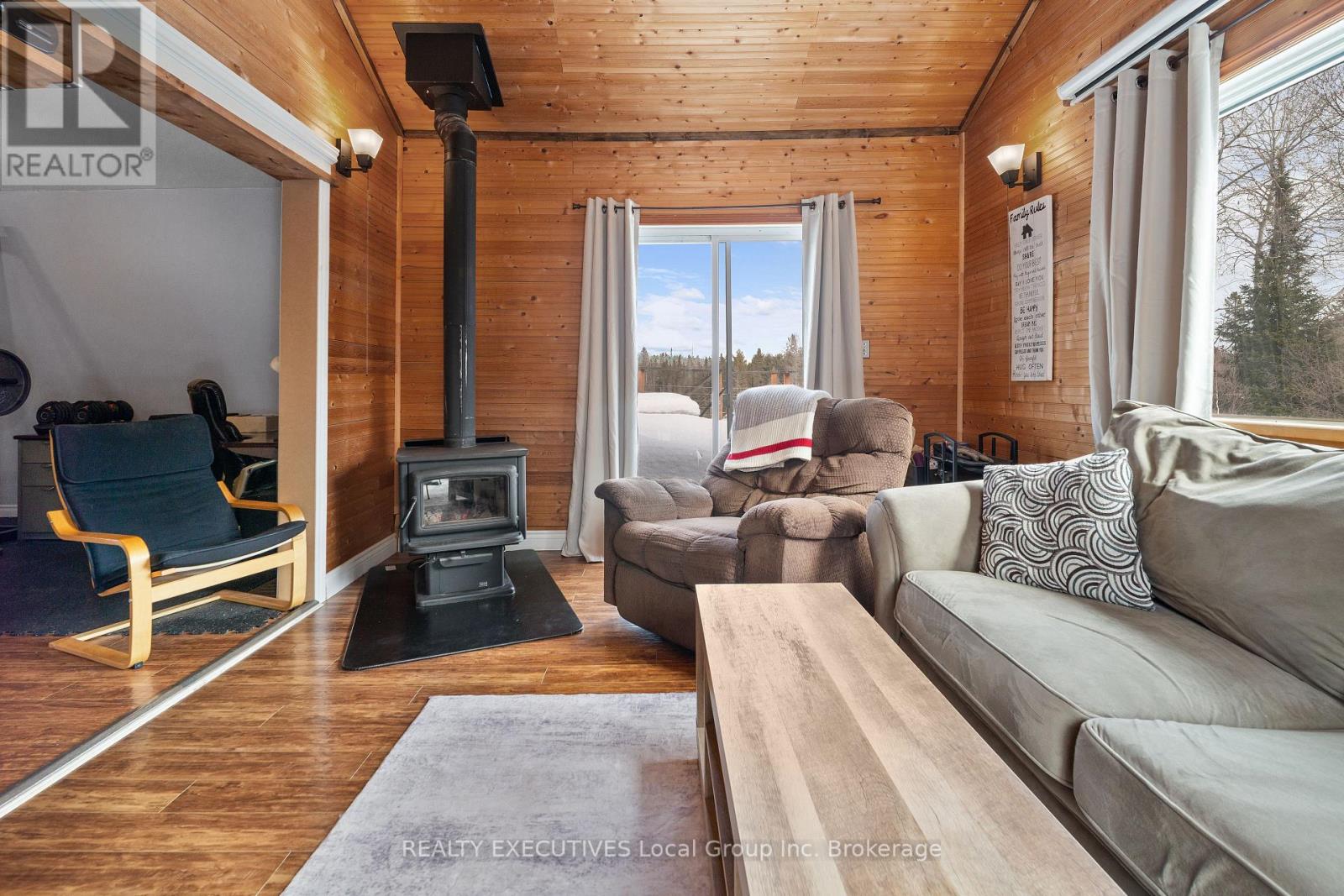 33 North River Road, Unorganized Townships (Redbridge), Ontario  P0H 2A0 - Photo 5 - X12892570