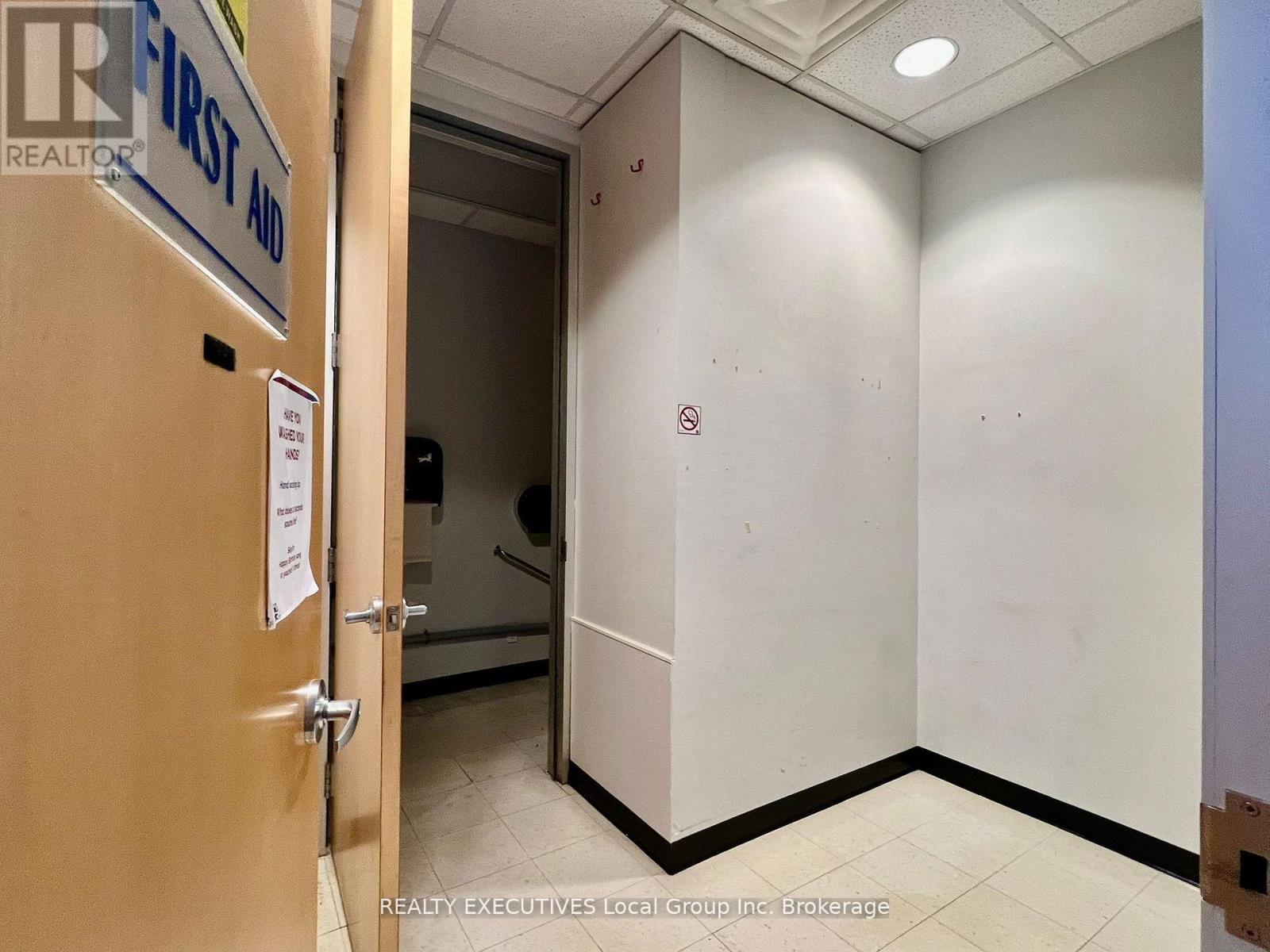 390 Lakeshore Drive, North Bay (Ferris), Ontario  P1A 2C7 - Photo 32 - X12892650