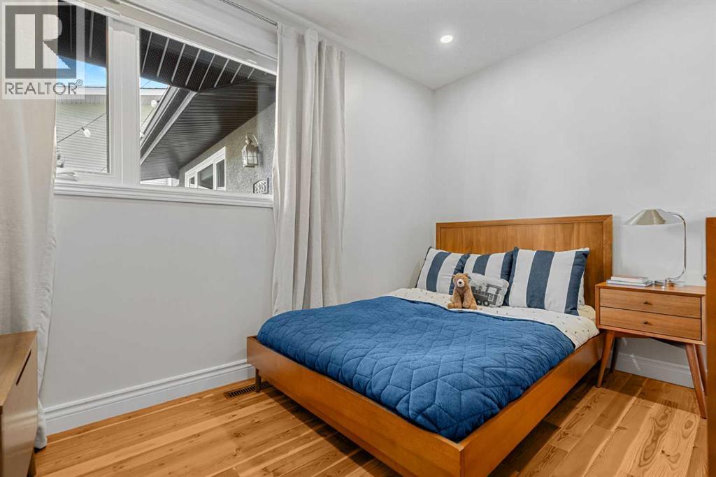 2935 Lindsay Drive Sw, Calgary, Alberta  T3E 6A9 - Photo 19 - A2289981