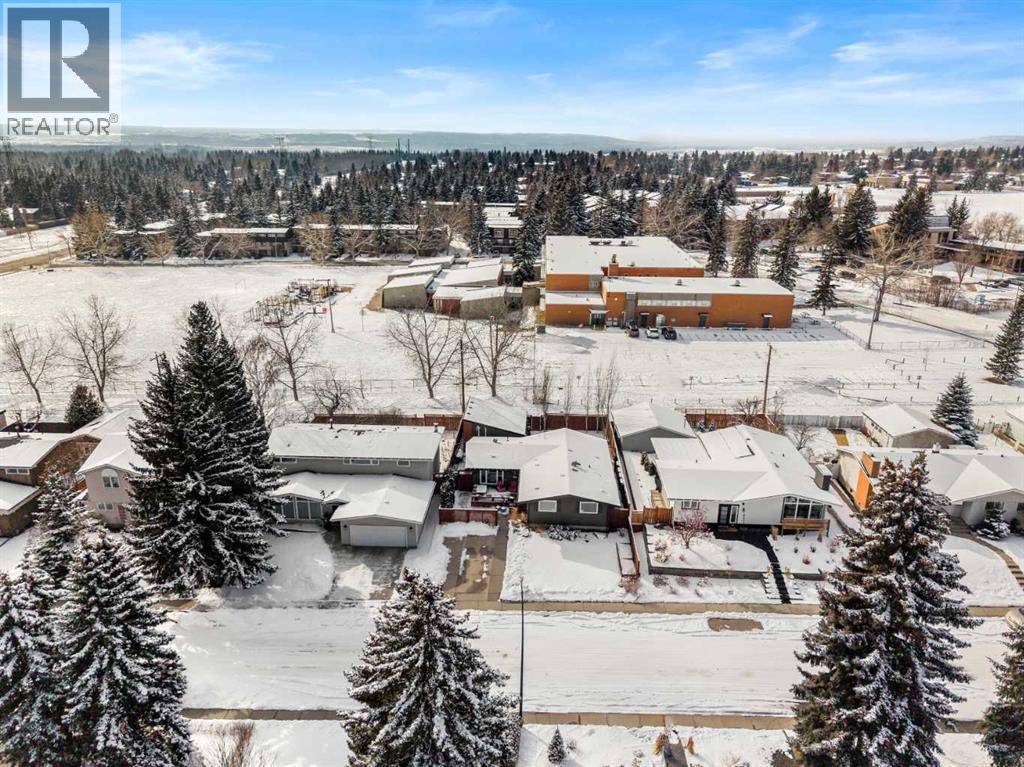 2935 Lindsay Drive Sw, Calgary, Alberta  T3E 6A9 - Photo 46 - A2289981