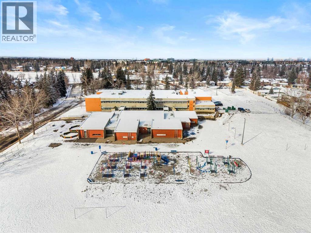 2935 Lindsay Drive Sw, Calgary, Alberta  T3E 6A9 - Photo 48 - A2289981