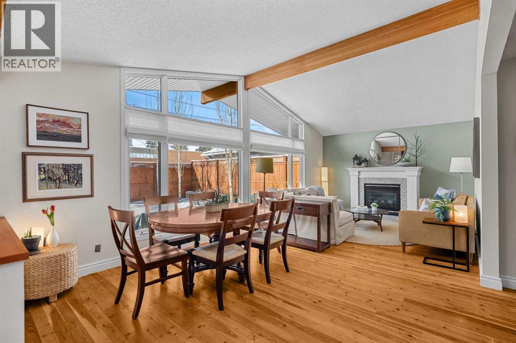 2935 Lindsay Drive Sw, Calgary, Alberta  T3E 6A9 - Photo 5 - A2289981