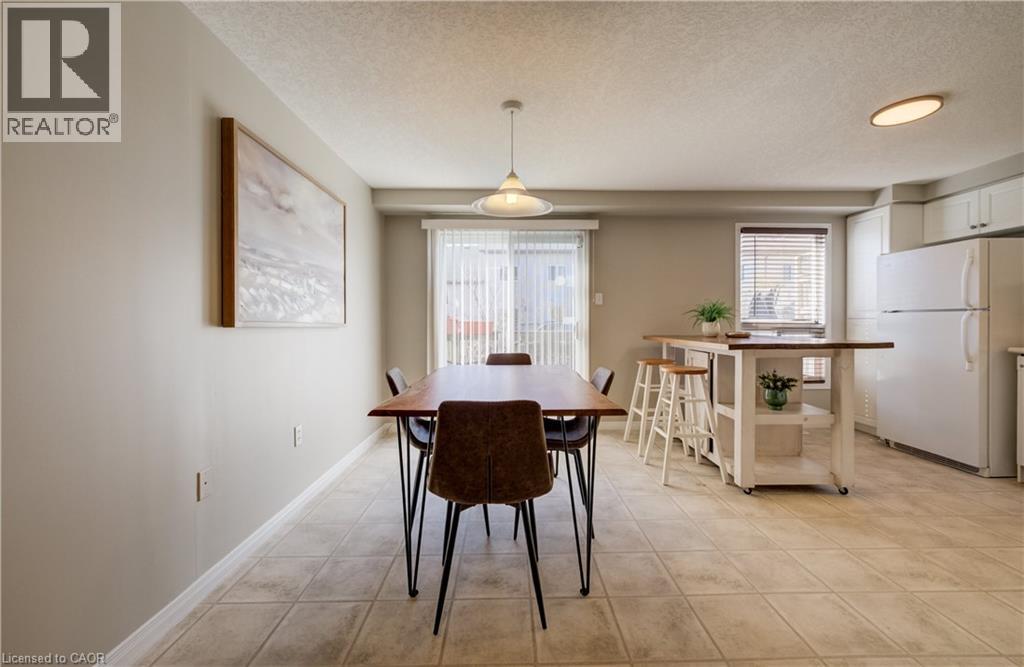 23 Madeleine Street, Kitchener, Ontario  N2R 1V5 - Photo 7 - 40809447