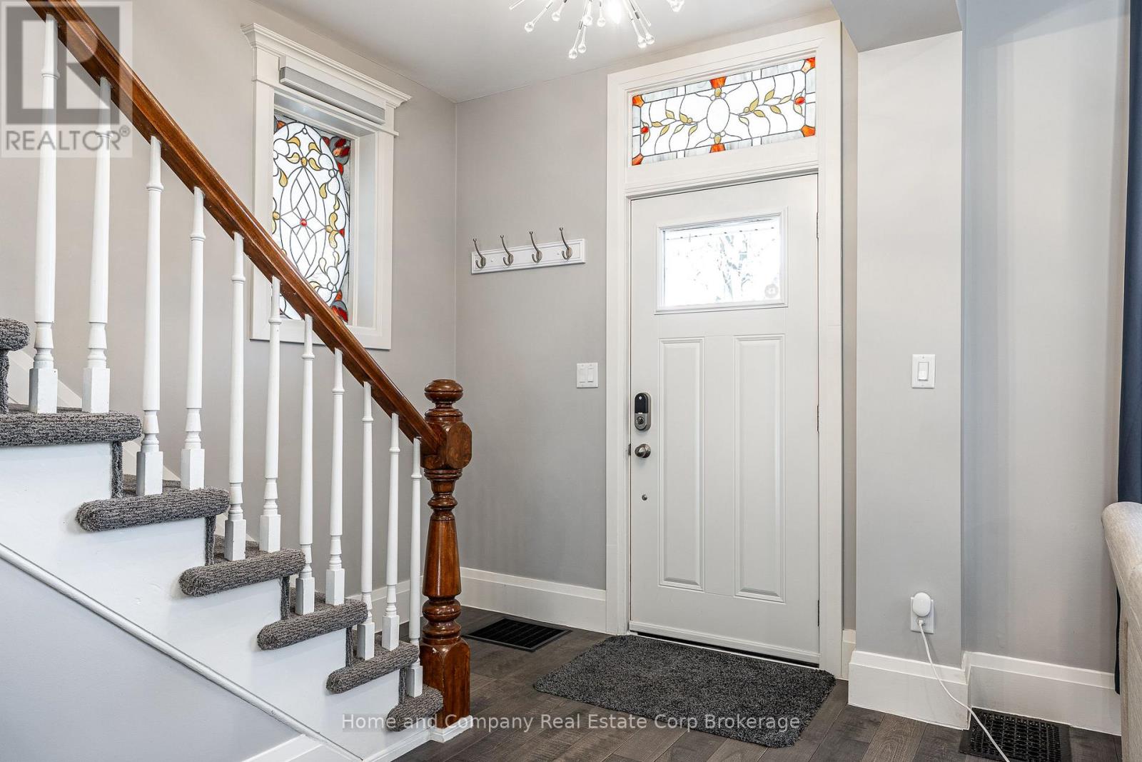 137 Water Street, Stratford, Ontario  N5A 3C3 - Photo 4 - X12892540