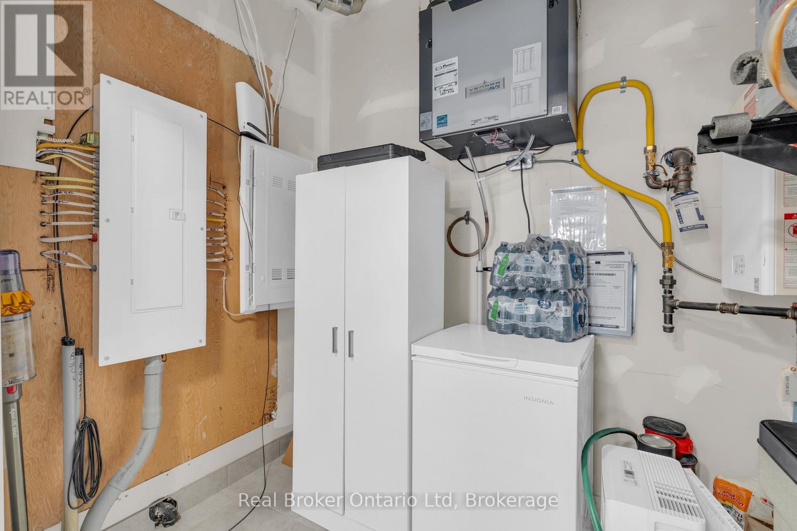 5 - 107 Westra Drive, Guelph, Ontario  N1K 0A5 - Photo 25 - X12892576