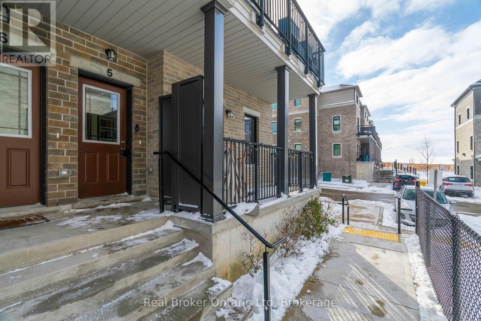 5 - 107 Westra Drive, Guelph, Ontario  N1K 0A5 - Photo 3 - X12892576