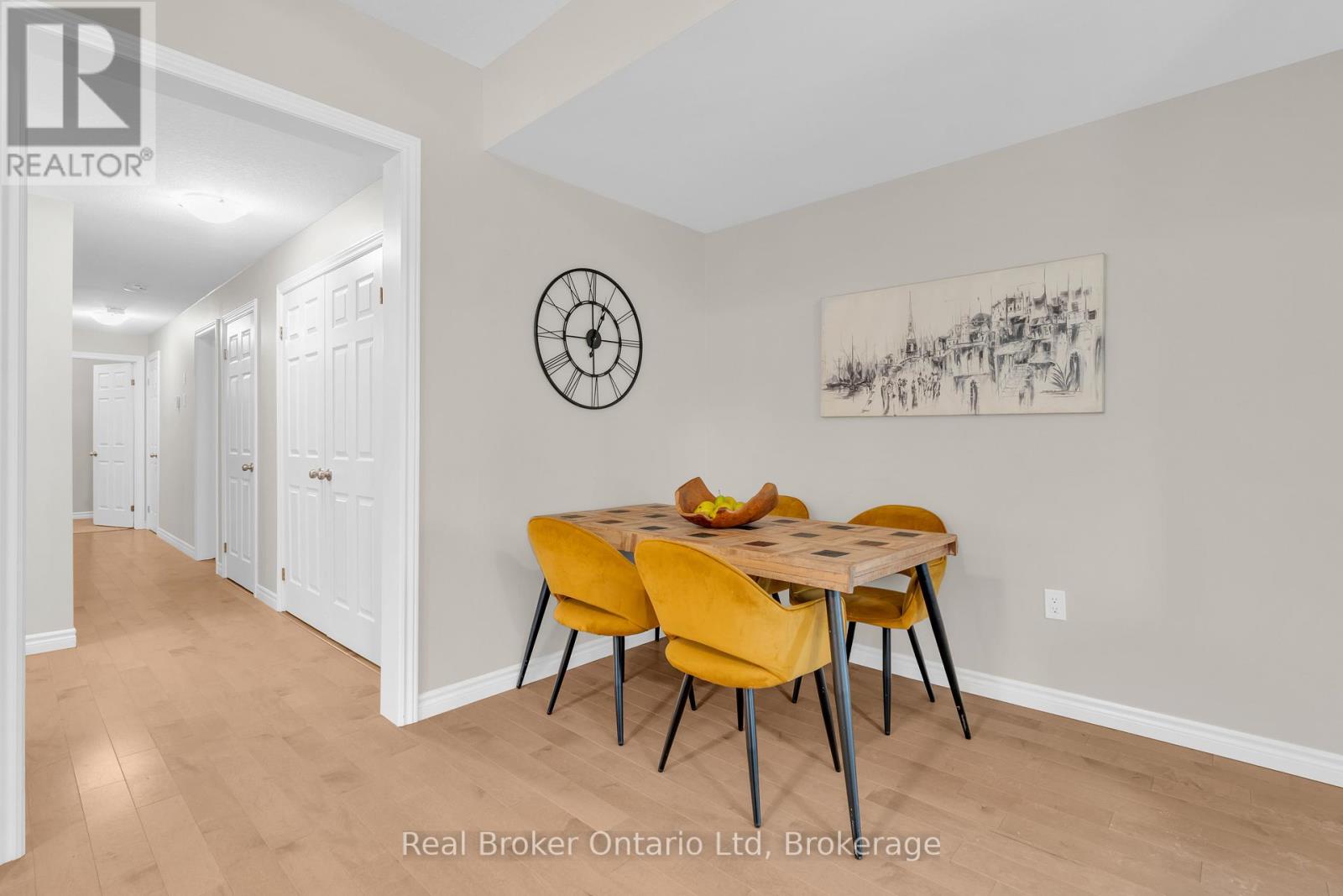 5 - 107 Westra Drive, Guelph, Ontario  N1K 0A5 - Photo 9 - X12892576