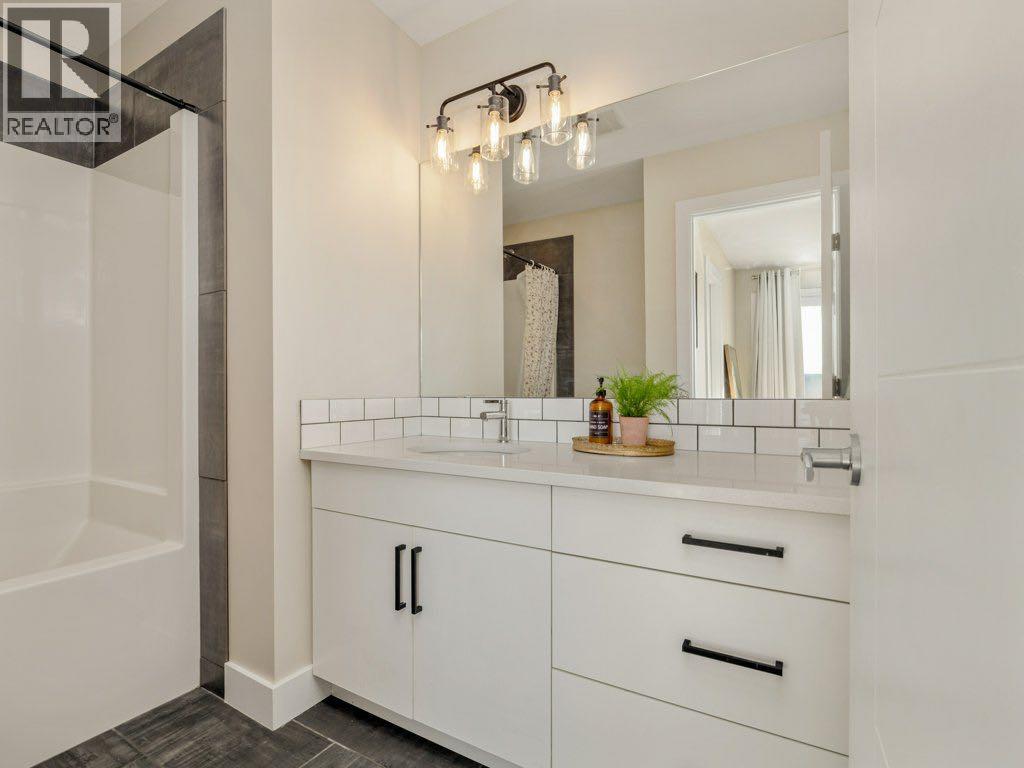 977 Miners Boulevard W, Lethbridge, Alberta  T1J 5T8 - Photo 38 - A2291936