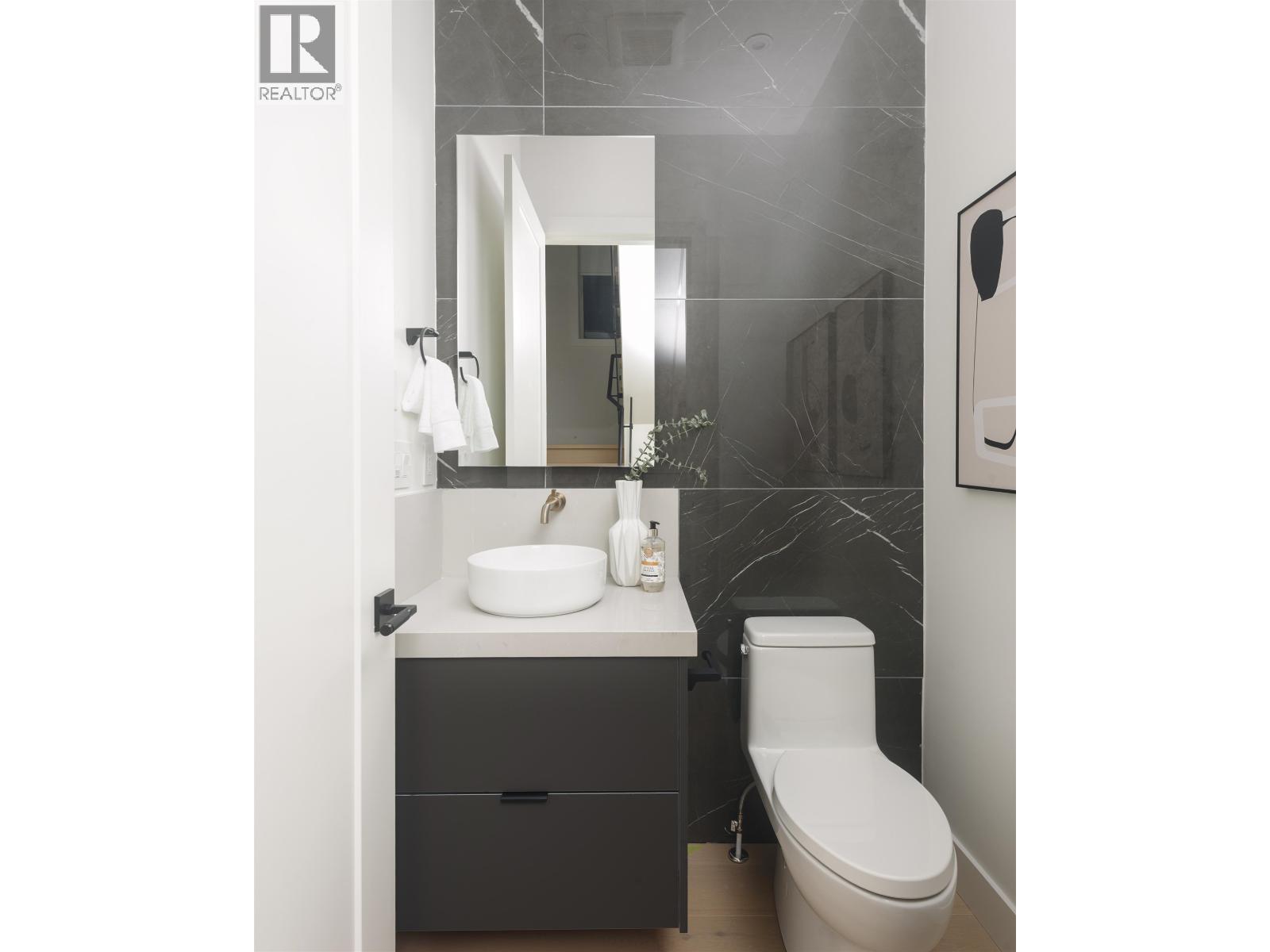 2 3232 W 38th Avenue, Vancouver, British Columbia  V6N 2X6 - Photo 10 - R3098235