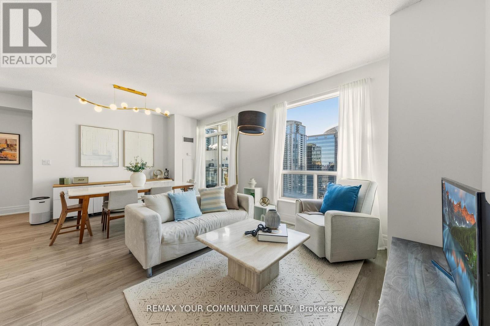 2009 - 188 Doris Avenue, Toronto, Ontario  M2N 6Z5 - Photo 3 - C12892480