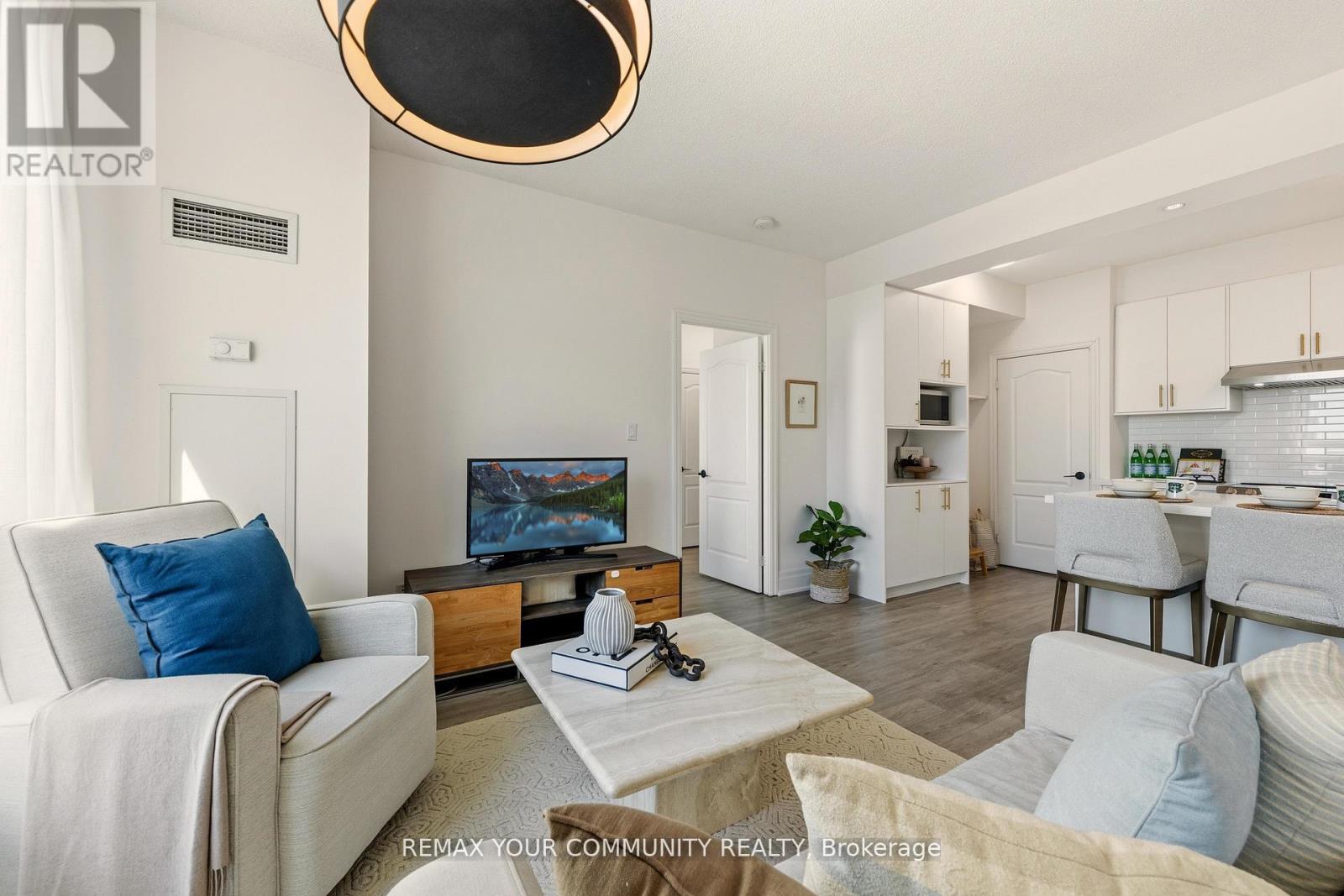 2009 - 188 Doris Avenue, Toronto, Ontario  M2N 6Z5 - Photo 4 - C12892480