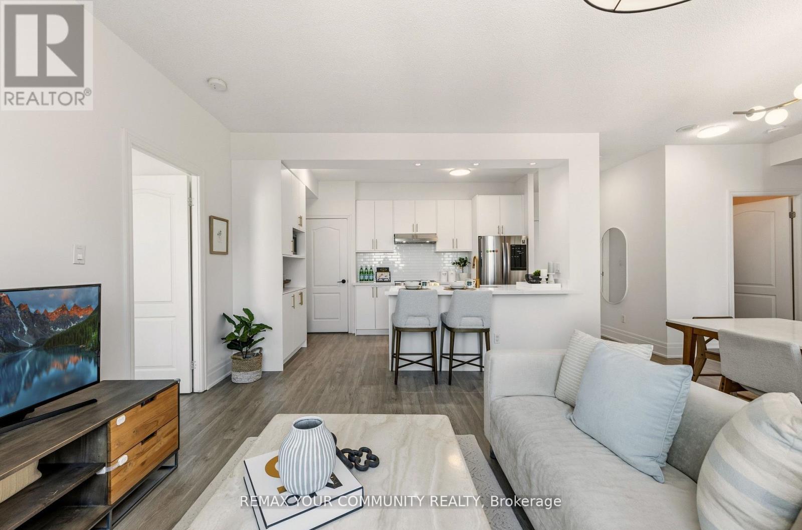 2009 - 188 Doris Avenue, Toronto, Ontario  M2N 6Z5 - Photo 5 - C12892480