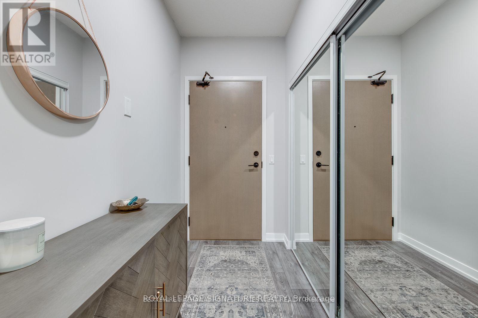 2712 - 225 Sumach Street, Toronto, Ontario  M5A 3K3 - Photo 2 - C12892522