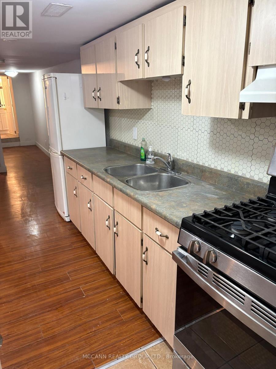 Lower - 32 Macklem Avenue, Toronto, Ontario  M6J 3M2 - Photo 5 - C12892544