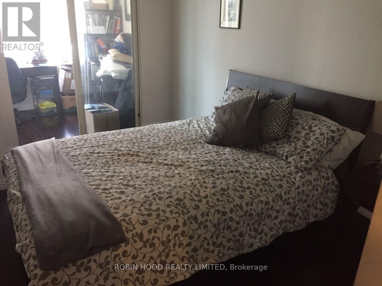804 - 5765 Yonge Street, Toronto, Ontario  M2M 4H9 - Photo 2 - C12892610