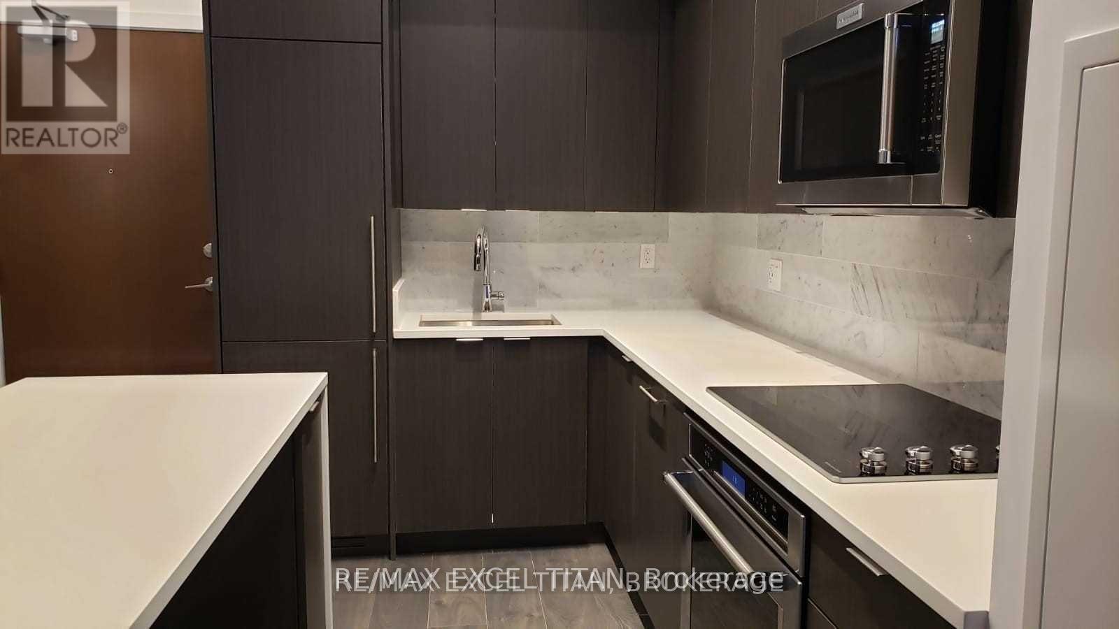 722 - 38 Iannuzzi Street, Toronto, Ontario  M5V 0S2 - Photo 3 - C12892612