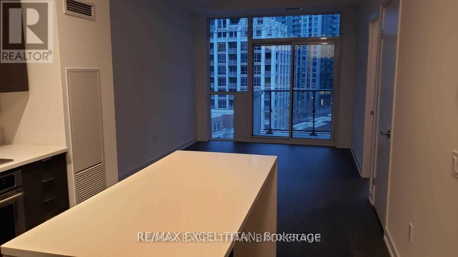 722 - 38 Iannuzzi Street, Toronto, Ontario  M5V 0S2 - Photo 4 - C12892612