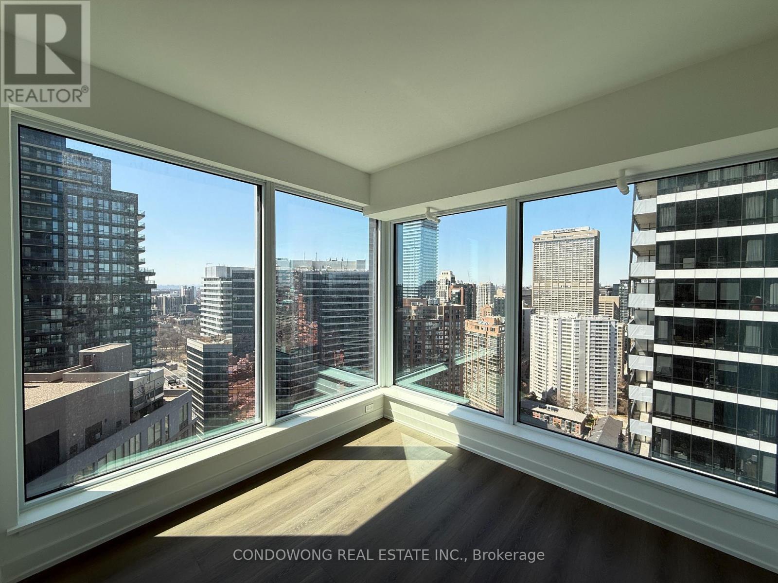 3703 - 8 Wellesley Street W, Toronto (Bay Street Corridor), Ontario  M4Y 0J5 - Photo 5 - C12892618