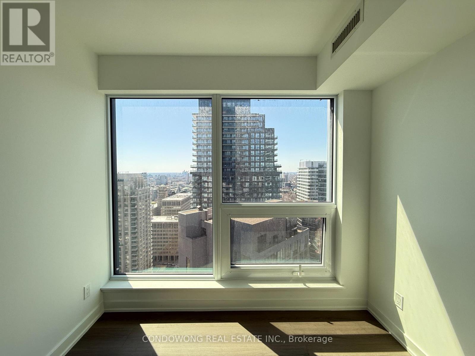 3703 - 8 Wellesley Street W, Toronto (Bay Street Corridor), Ontario  M4Y 0J5 - Photo 9 - C12892618