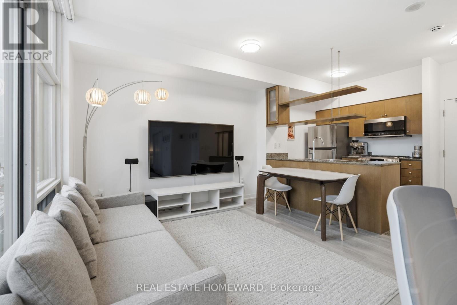 708 - 9 SPADINA AVENUE, toronto (waterfront communities), Ontario