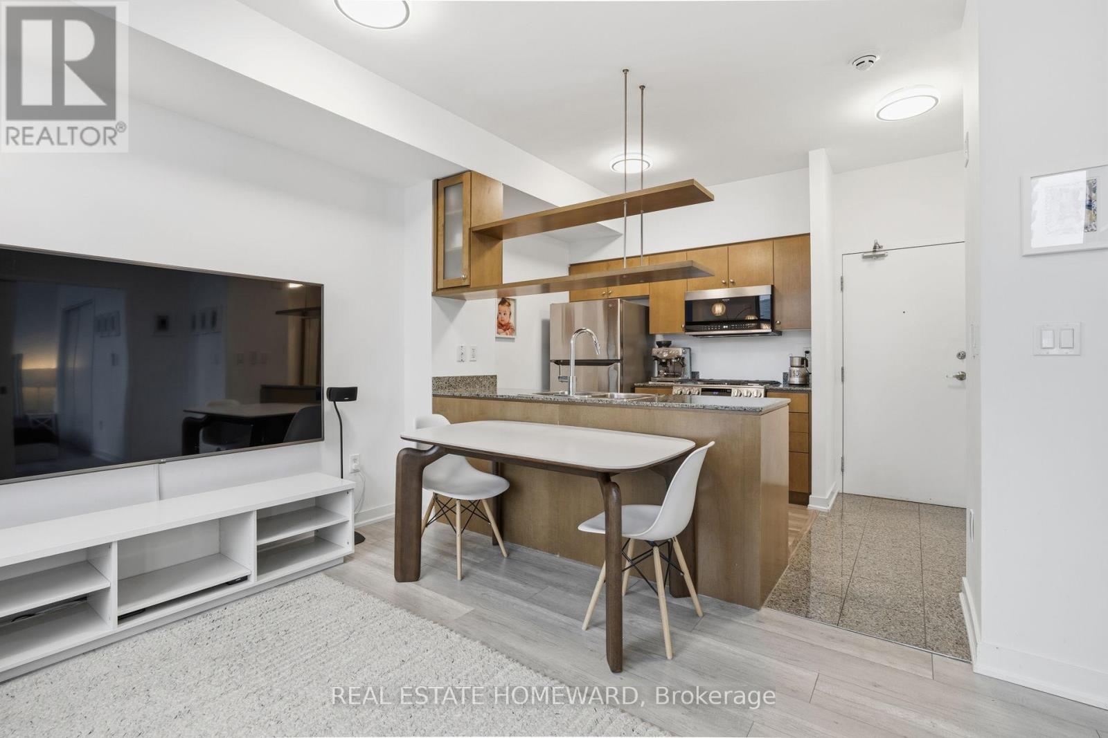 708 - 9 Spadina Avenue, Toronto (Waterfront Communities), Ontario  M5V 3V5 - Photo 15 - C12892628