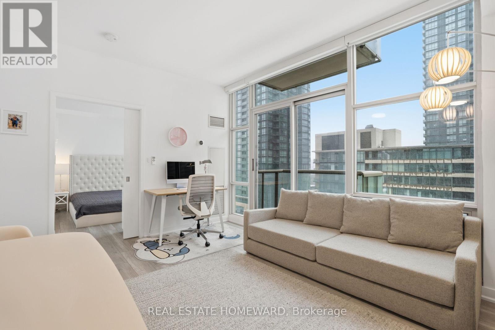 708 - 9 Spadina Avenue, Toronto (Waterfront Communities), Ontario  M5V 3V5 - Photo 18 - C12892628