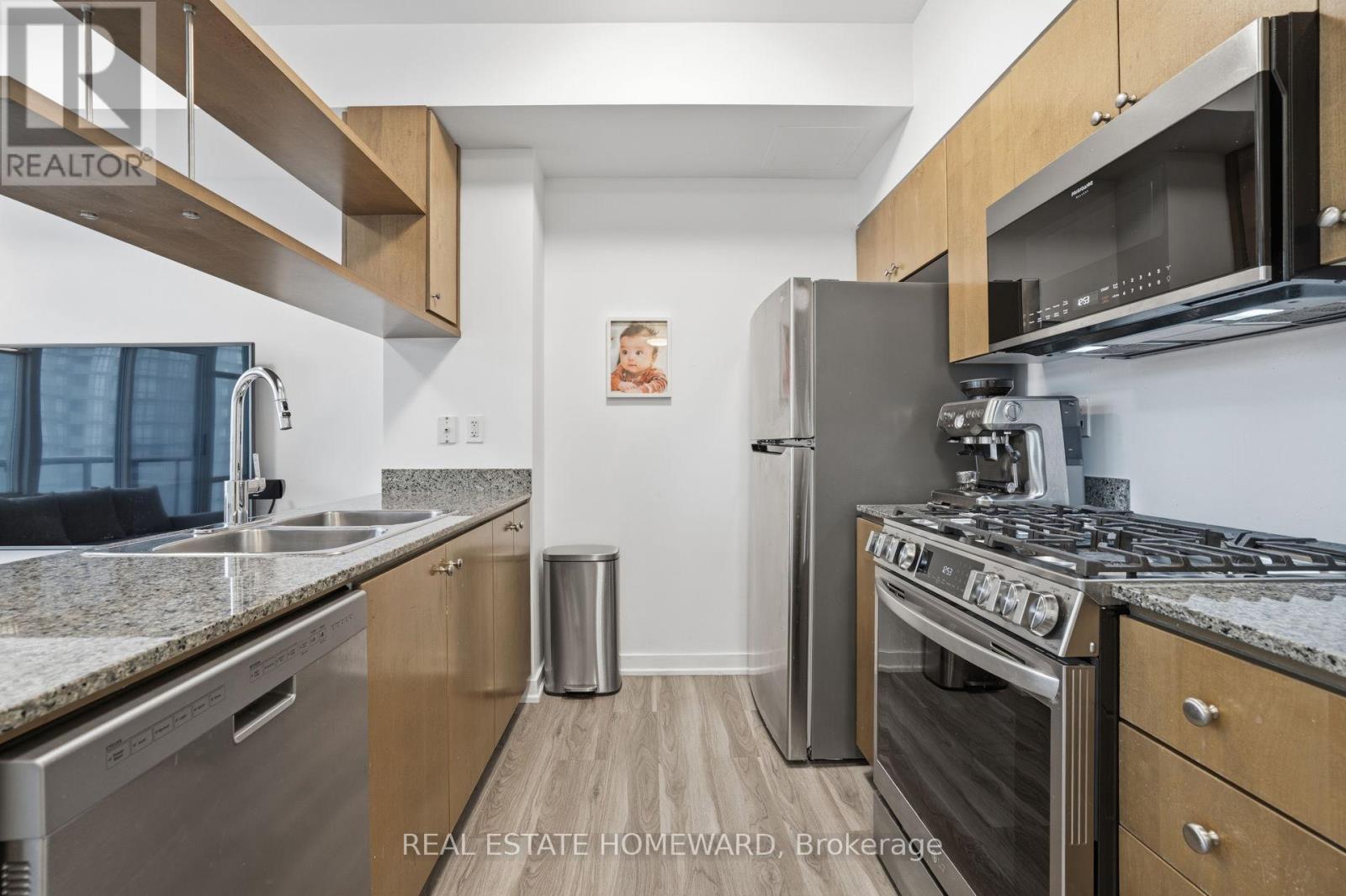 708 - 9 Spadina Avenue, Toronto (Waterfront Communities), Ontario  M5V 3V5 - Photo 20 - C12892628