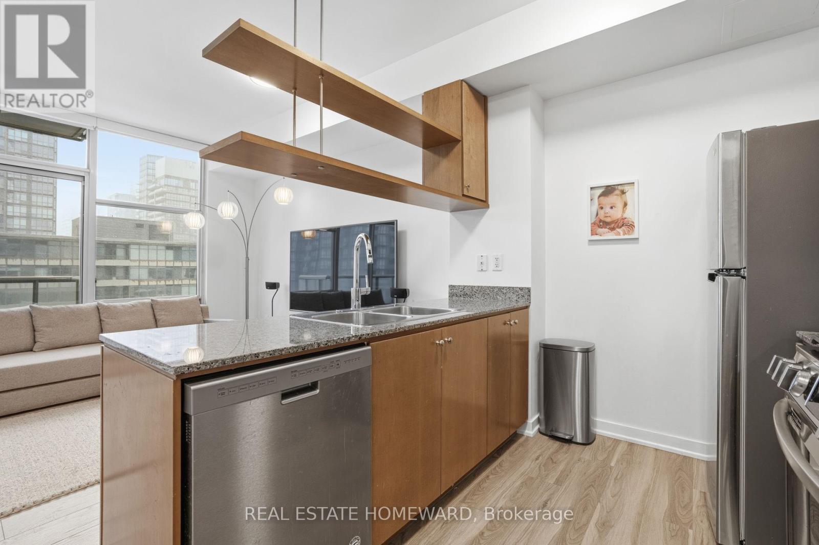 708 - 9 Spadina Avenue, Toronto (Waterfront Communities), Ontario  M5V 3V5 - Photo 21 - C12892628