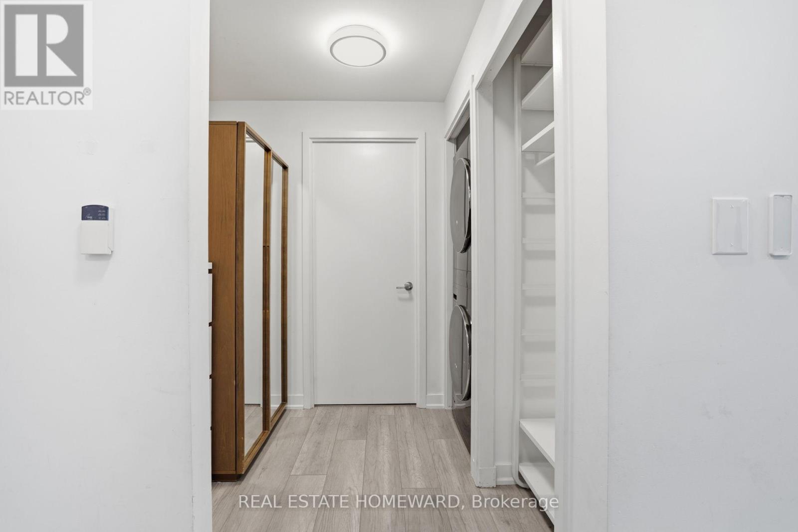 708 - 9 Spadina Avenue, Toronto (Waterfront Communities), Ontario  M5V 3V5 - Photo 7 - C12892628