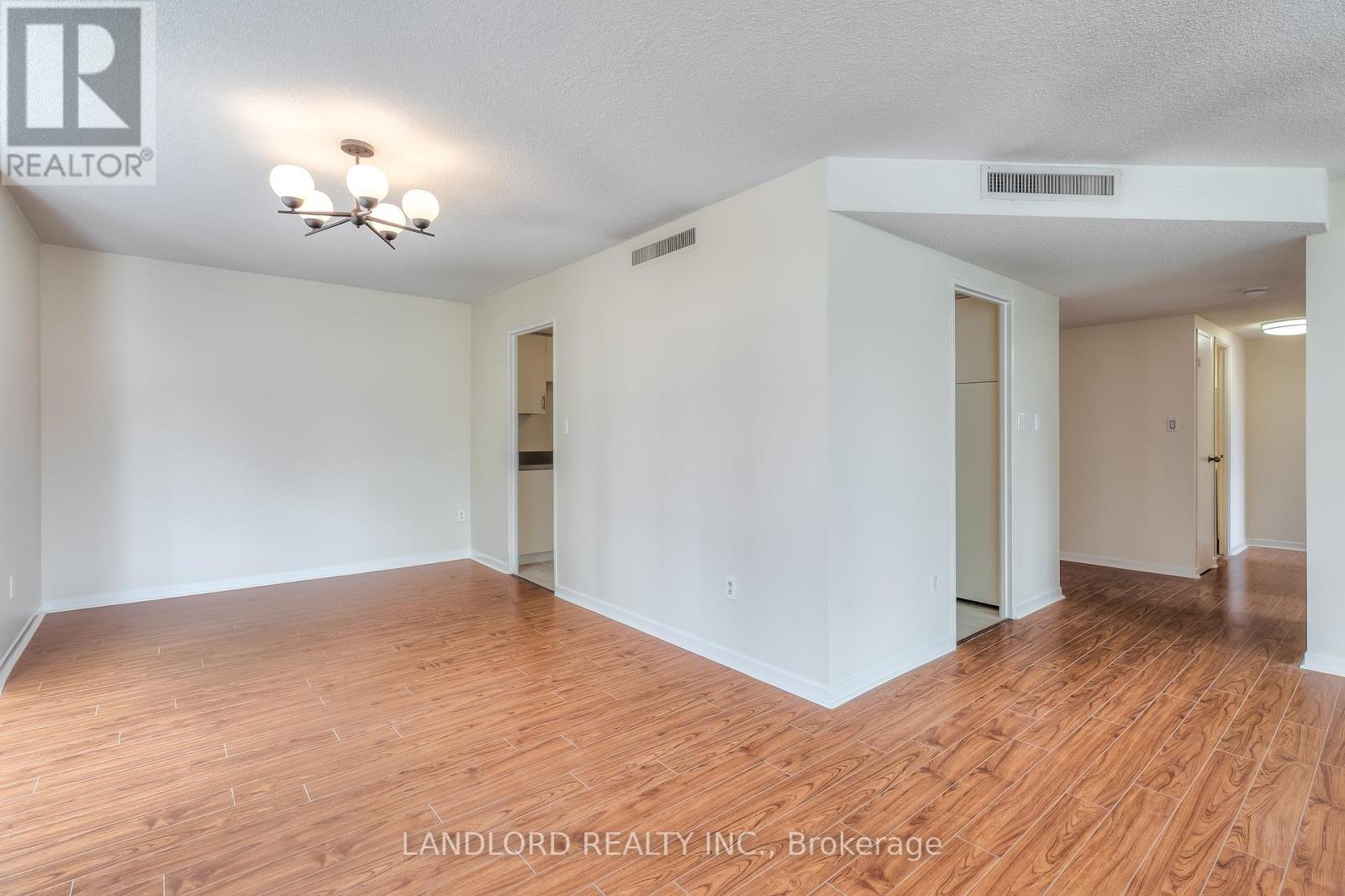 405 - 135 George Street S, Toronto, Ontario  M5A 4E8 - Photo 10 - C12892638