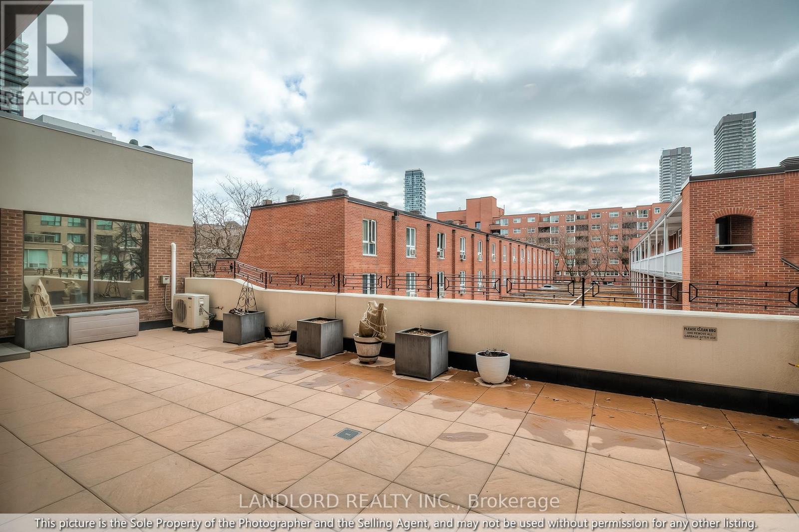 405 - 135 George Street S, Toronto, Ontario  M5A 4E8 - Photo 29 - C12892638