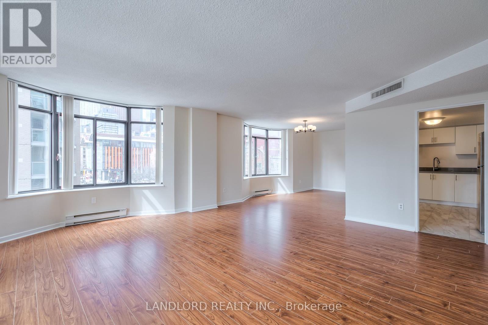405 - 135 George Street S, Toronto, Ontario  M5A 4E8 - Photo 6 - C12892638