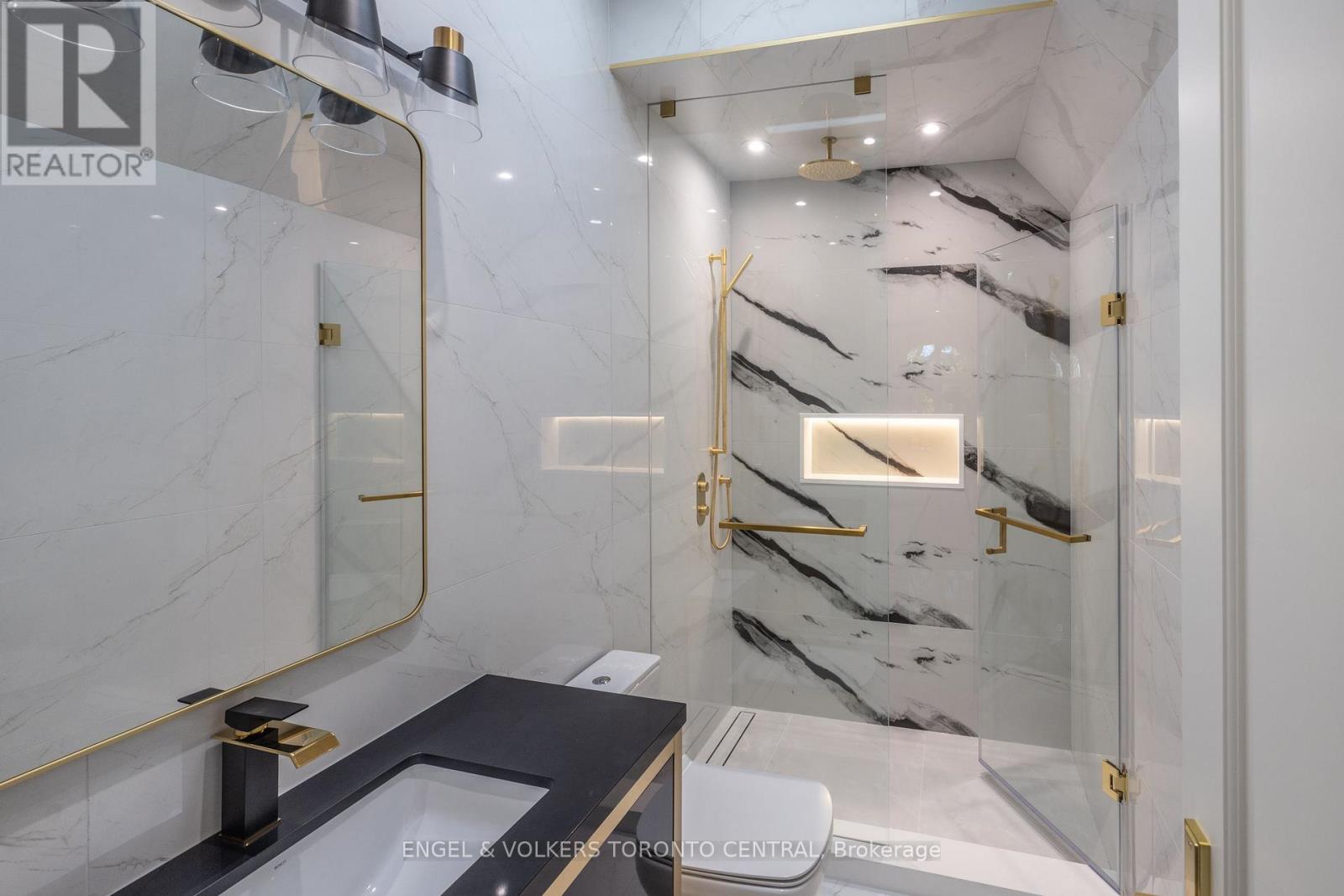 47 Danville Drive, Toronto, Ontario  M2P 1J2 - Photo 24 - C12892648