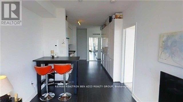 3912 - 15 Iceboat Terrace, Toronto (Waterfront Communities), Ontario  M5V 4A5 - Photo 6 - C12892664