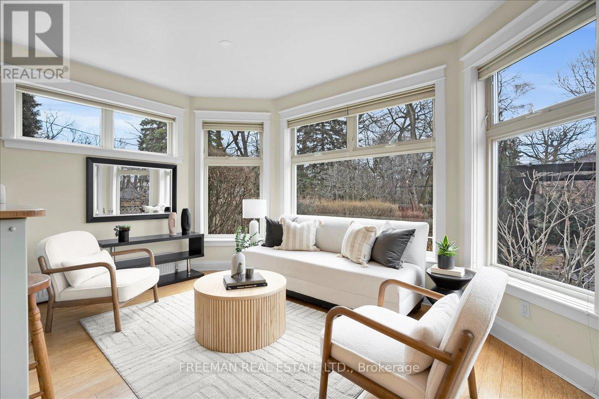 29 Tyrrel Avenue, Toronto, Ontario  M6G 2G1 - Photo 15 - C12892702