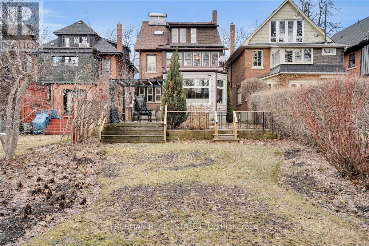 29 Tyrrel Avenue, Toronto, Ontario  M6G 2G1 - Photo 18 - C12892702