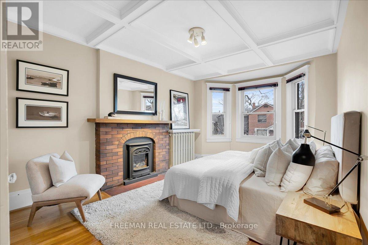 29 Tyrrel Avenue, Toronto, Ontario  M6G 2G1 - Photo 26 - C12892702