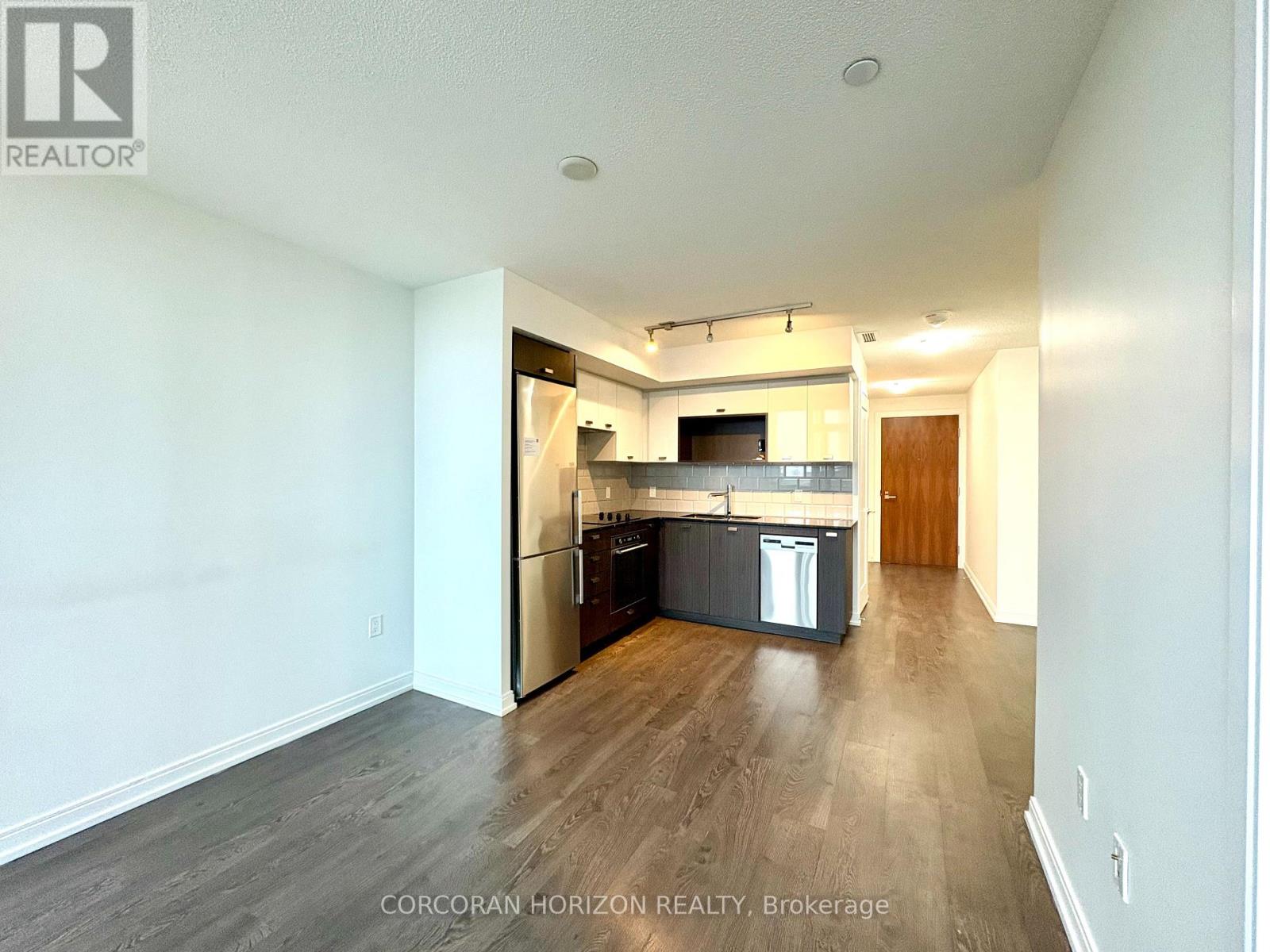 325 - 275 Village Green Square, Toronto (Agincourt South-Malvern West), Ontario  M1S 0L8 - Photo 10 - E12892556
