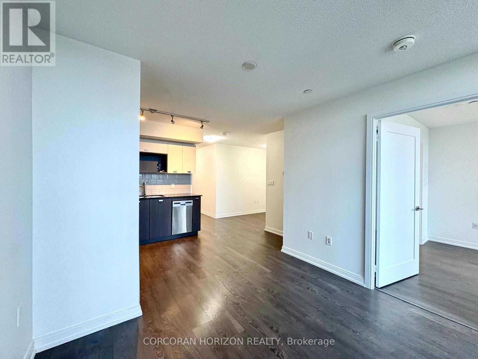 325 - 275 Village Green Square, Toronto (Agincourt South-Malvern West), Ontario  M1S 0L8 - Photo 11 - E12892556