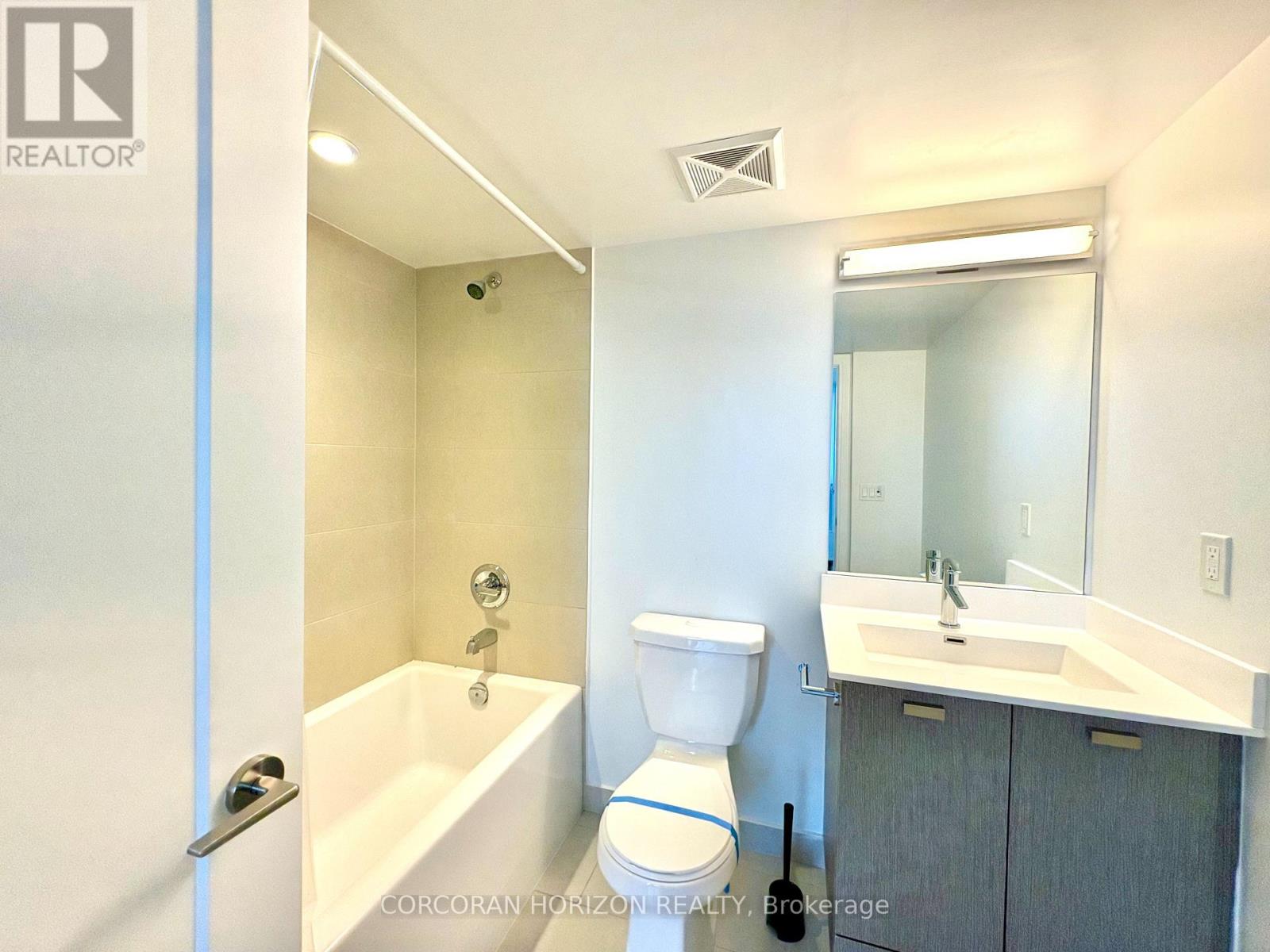 325 - 275 Village Green Square, Toronto (Agincourt South-Malvern West), Ontario  M1S 0L8 - Photo 15 - E12892556