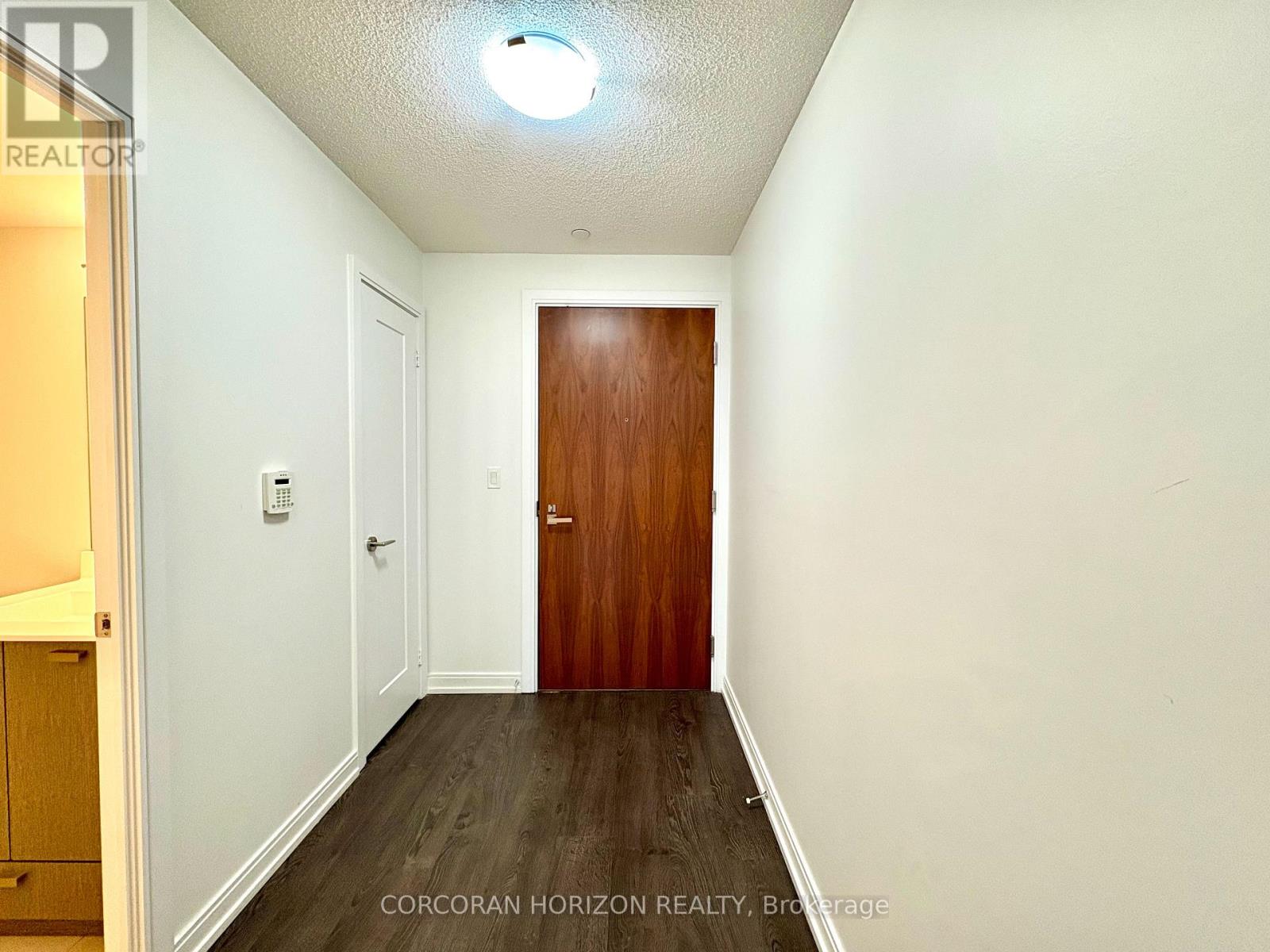 325 - 275 Village Green Square, Toronto (Agincourt South-Malvern West), Ontario  M1S 0L8 - Photo 2 - E12892556